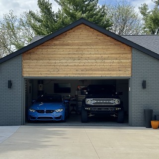 House - Garage takeover day