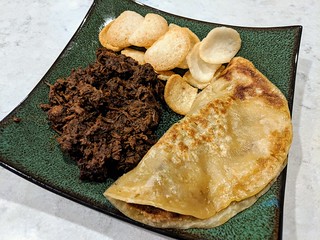 Cooking - Rendang, Roti n shrimp chips