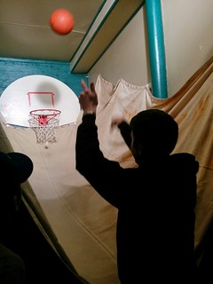 Shootin hoops at the Levee