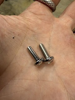 This screw is not very screwy