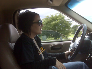 Wifey drivin the truck