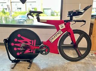 Bicycle - These Dimond triathlon bikes are ridic