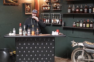 Cullen Powers - Hangin in the warehouse