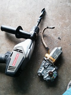 Broken window lift motor removed