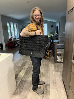 2737 - Hey, check out my new bag