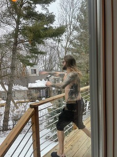 Squirrel - Throwing snowballs at squirrels