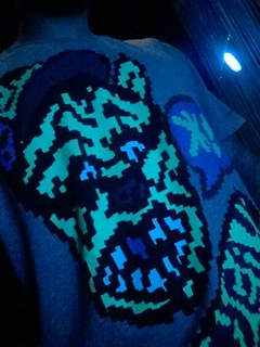 My shirt glows!