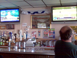 Giff's Cubs W flag - before