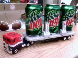 Drinks - Optimus Prime - Hauling 3 Dewskis