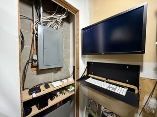 Wall mounted a workstation next to the homelab.