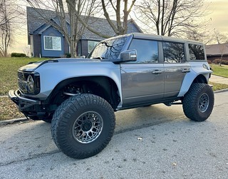 This wide body kit is ridic. Also, I want these wheels so bad.