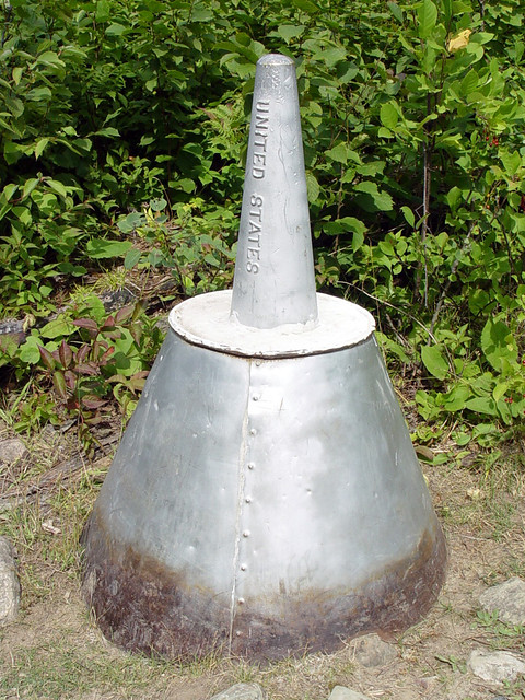 Another monument portage border marker