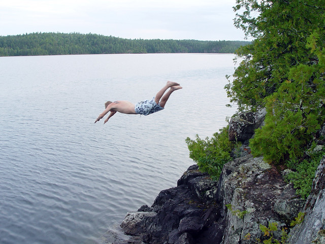 Chris diving into Knife Lake