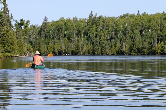Paddling around Horseshoe Lake