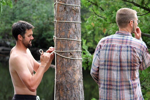 Tying up the bear line 