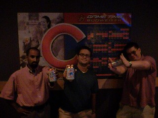 Drinks - Old Style: tastes like tasteless light beer. Rating: 4.5