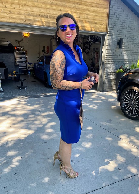 I really should have picked a better backdrop for this beautiful woman