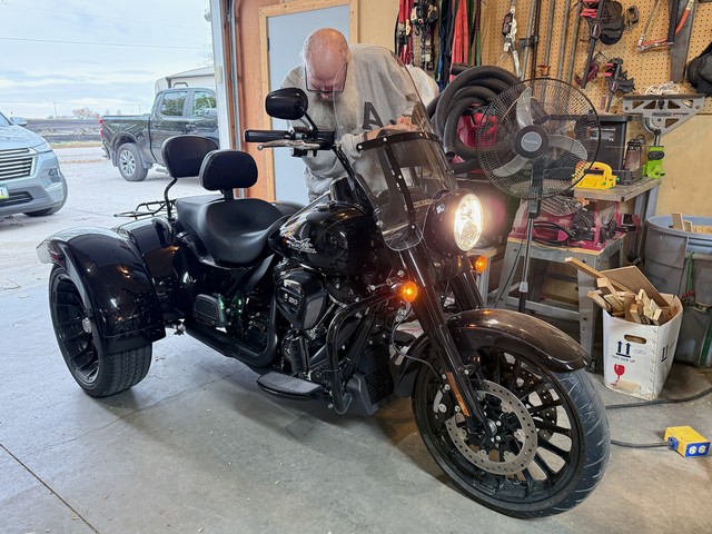 Jeff got a new Harley!