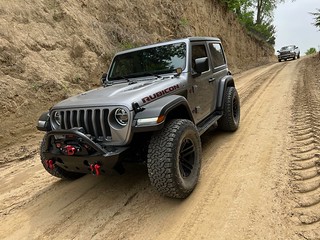 Off-roading - Jeff joins the party