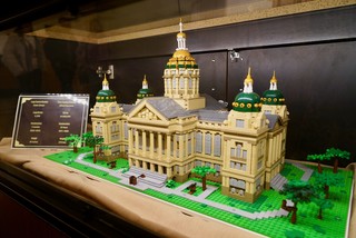 Landmark - Lego Iowa Capitol