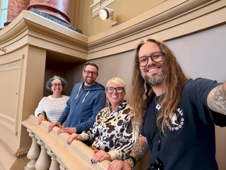 Iowa State Capitol - Hangin in this capitol dome