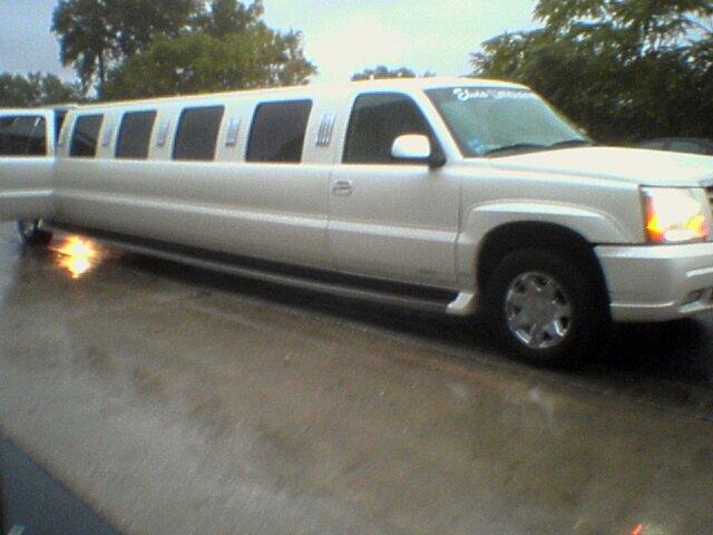 Escalade limo from Crobar to Metallica