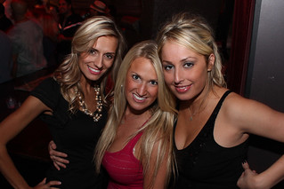 Club - Chicks at Angels & Kings