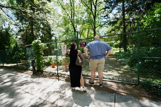 Kari shows Trent "her dream house"