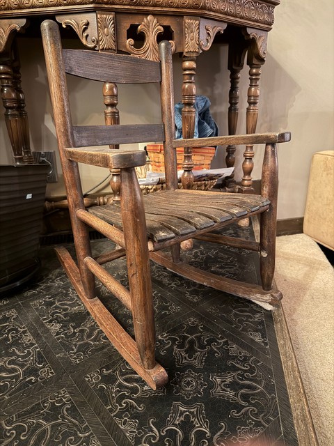 A classic butt crack chair