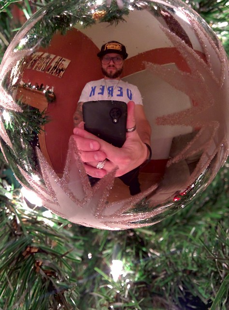 Decorating with Kari.