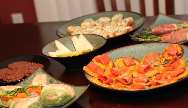 Christmas decorating fuel by Kari