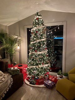 Bout to do some Christmas stuff with Kari