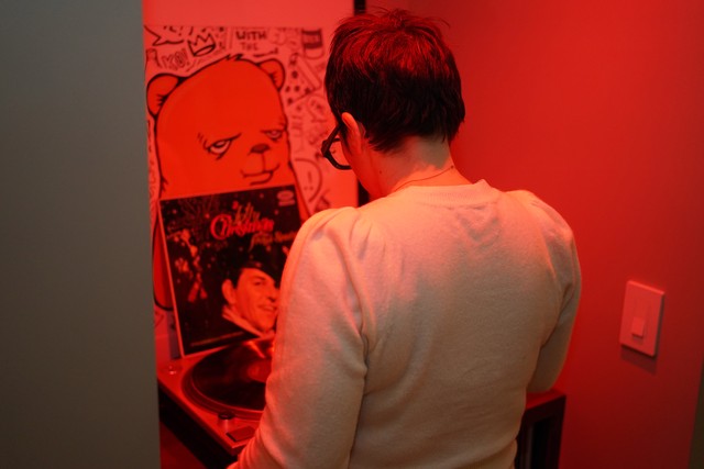 Puttin on some Christmas music