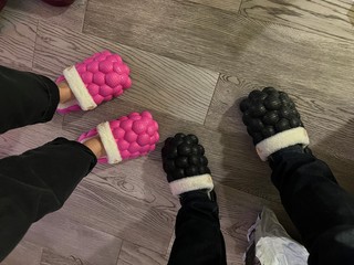 Christmas - look at these slippers