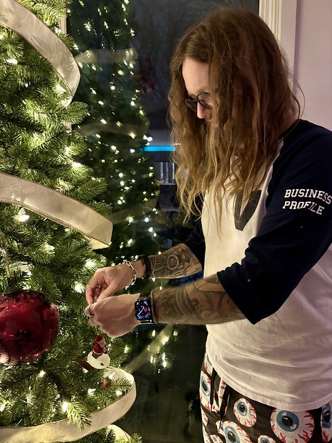 Hangin Christmas Stuff