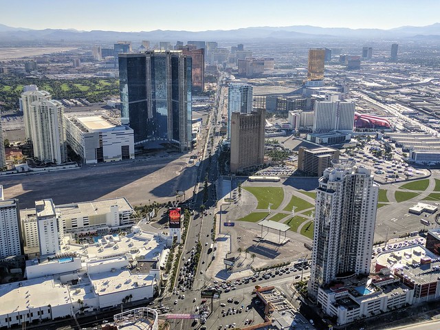 Lookin toward the strip from the top of the Stratosphere