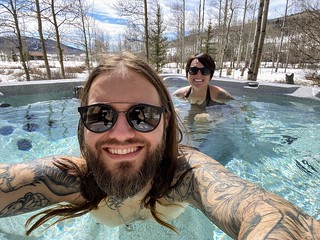 Covid-19 - Hot Tubbin