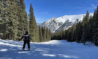 Snowboarding - First run
