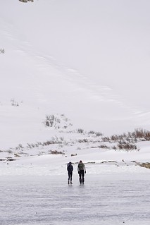 Snow - A couple goin for the full glacier