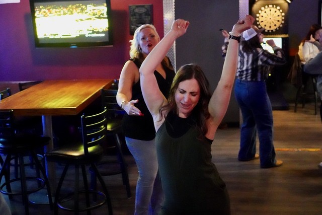 Amy is diggin the jukebox