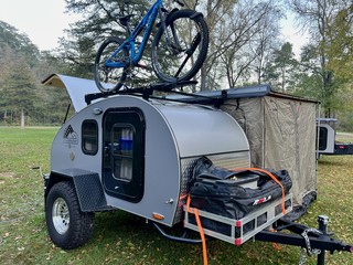The build quality on Timberleaf teardrops is soooo nice. It really highlights how slapped together the Vintage Trailer Works campers are