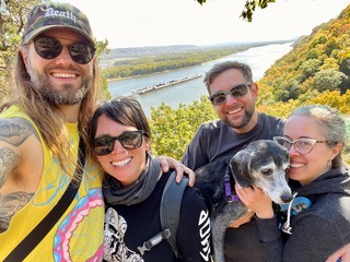 frame - Mississippi River Selfie