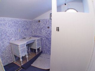 Master Bathroom - Before