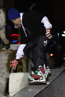 Snowboarding - 50-50 across the box