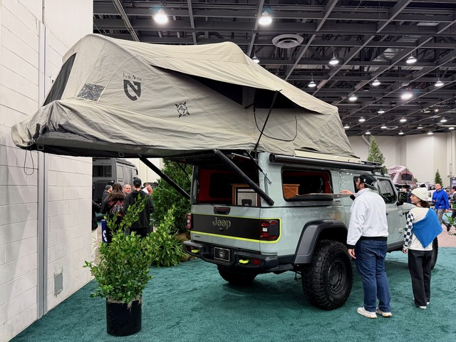 Long boy roof top tent