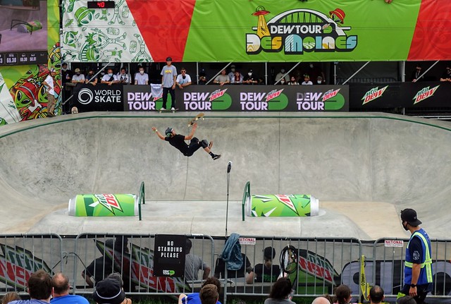 Goin for the fingerflip flaily boy