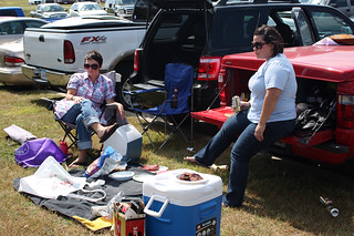 Kari and Tia having a BLAST