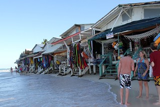 Tide comin up to the shops