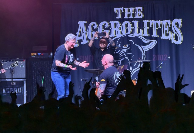 A random proposal on stage before Dropkick