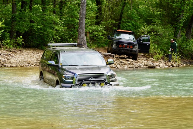 Jordan plowing through